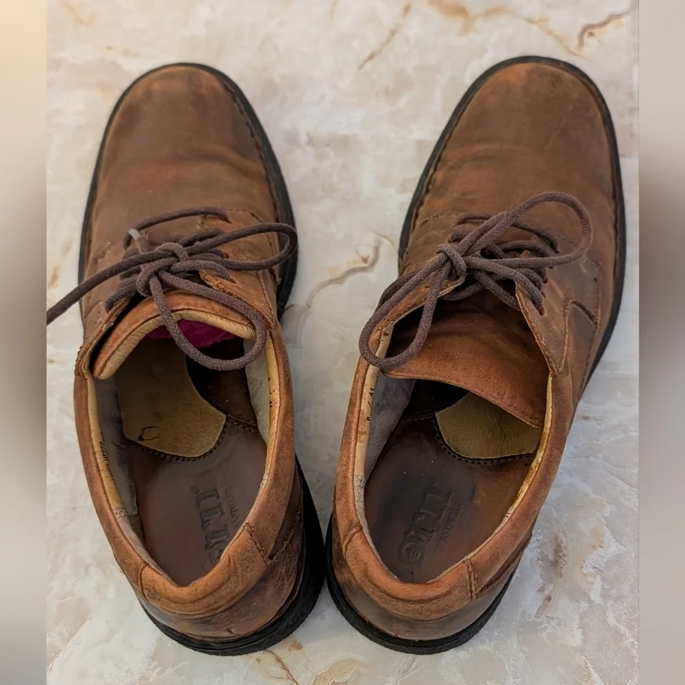 Born Brown Leather Men's Shoes Size 8